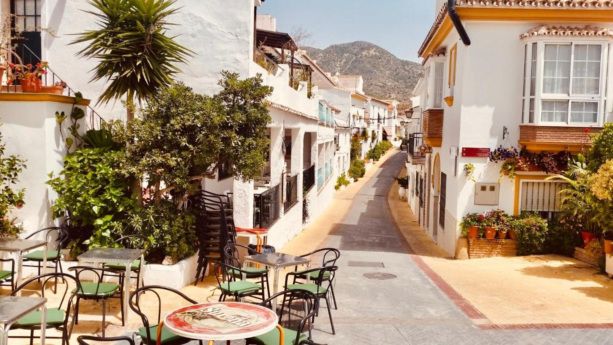 El Muro Benalmádena Esterno foto